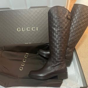 Gucci leather boots, brand new , size 36 1/2. Dark brown.